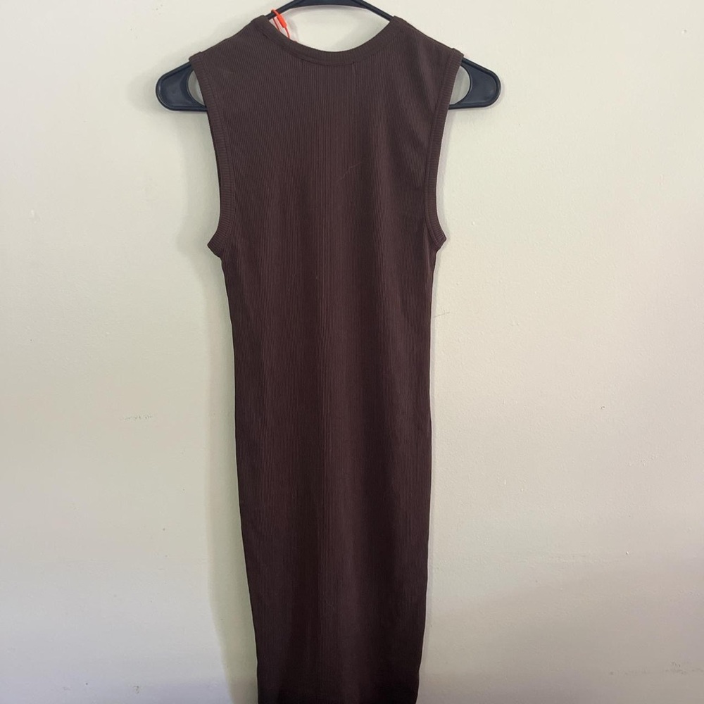 Brown Ribbed dress - Picture 4 of 5
